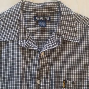 Aero button down